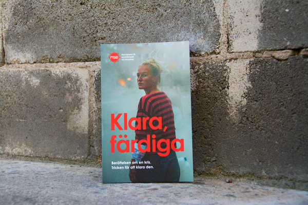 Bild som visar omslaget till novellen Klara, färdiga.